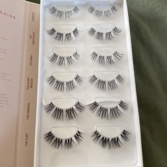 Flutter Habit-the collection. Sample selection of each lash design - Picture 3 of 3